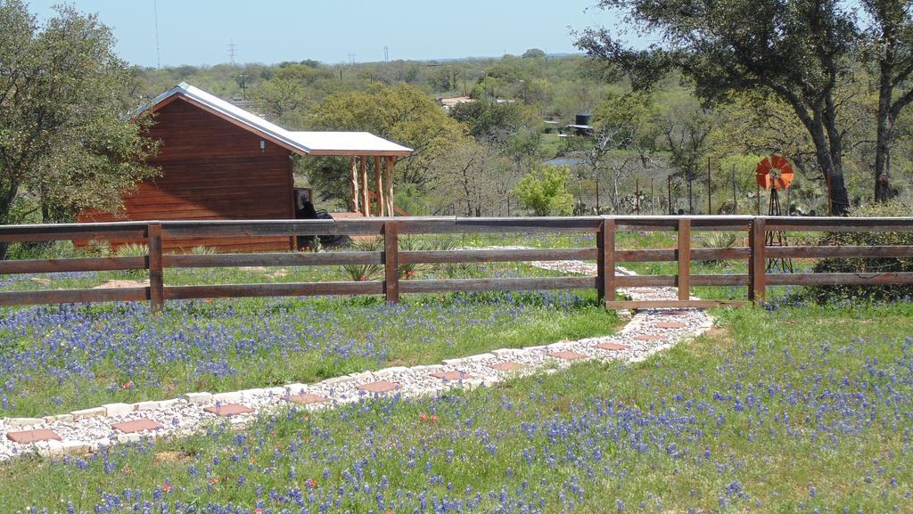 Texas T Bed And Breakfast Llano Exterior foto